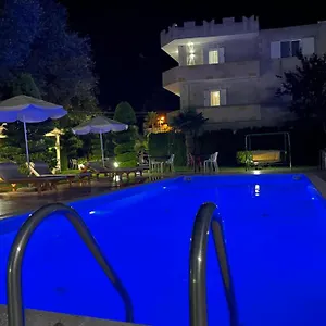 Aparthotel Florika, Borsh